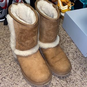 Ugg Boots Size 6 (kids)